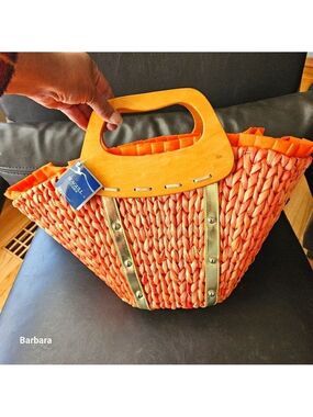 Seagull Studios "Urban Beach" Tangerine Raffia with Cornhusk Wooden Handles Bag